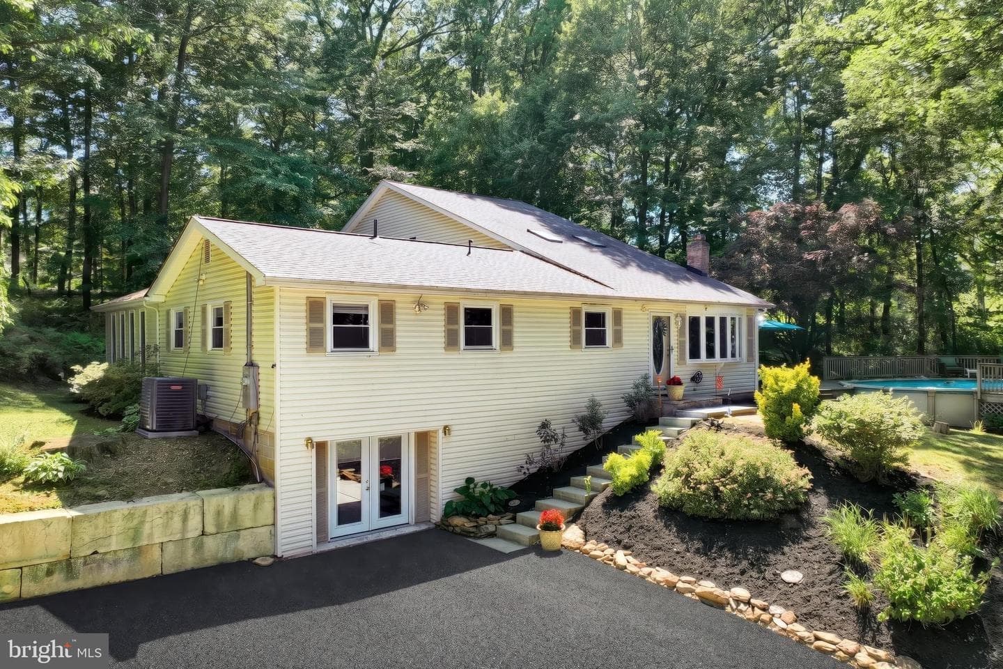 5624 Church Road photo 38