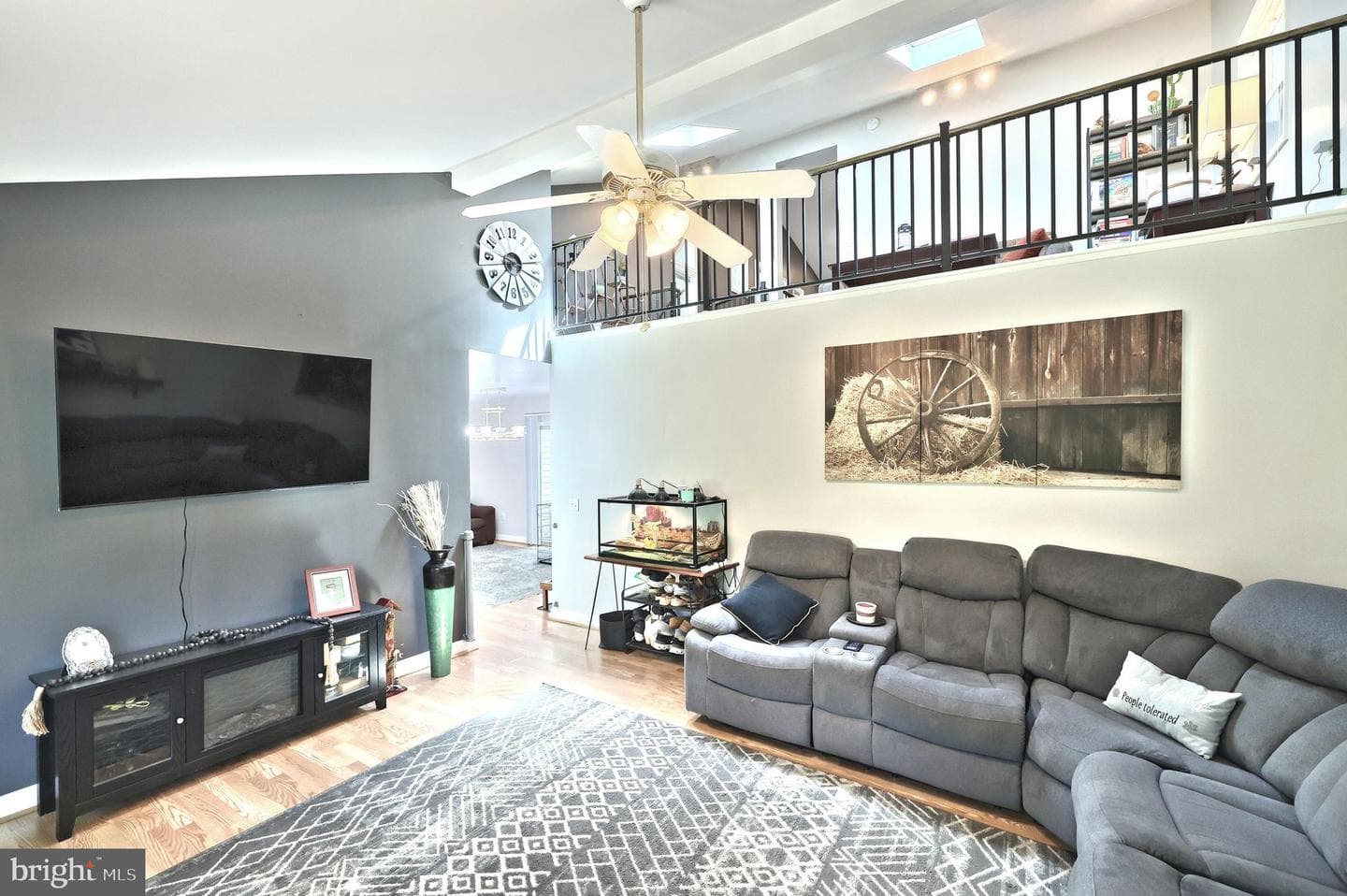 5624 Church Road photo 7