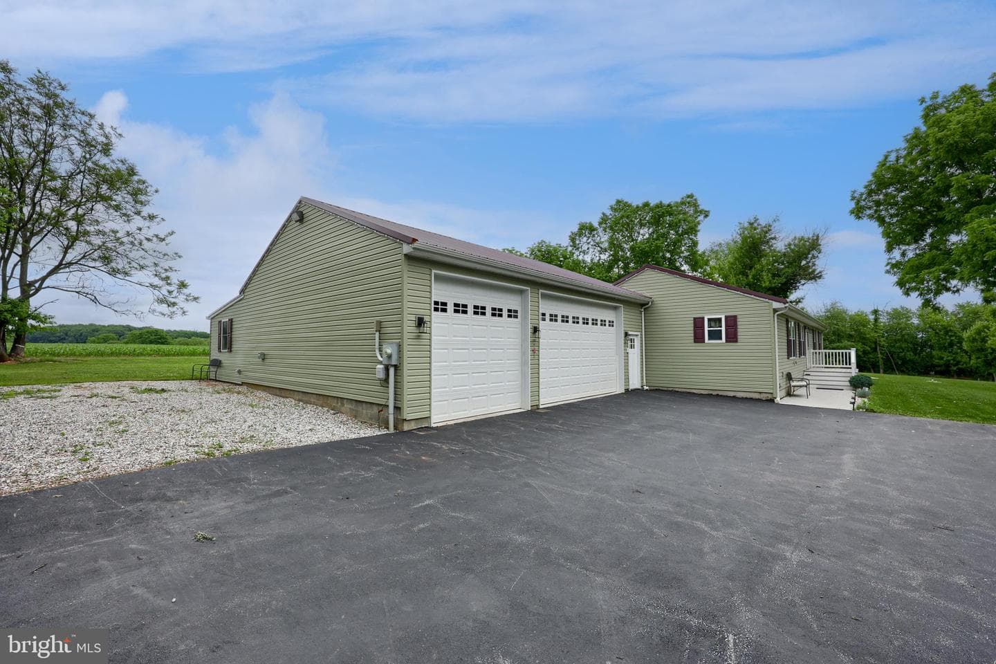 1025 White Oak Road photo 10