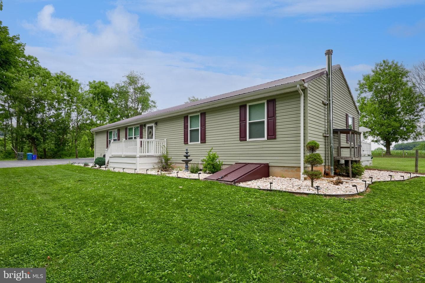 1025 White Oak Road photo 13