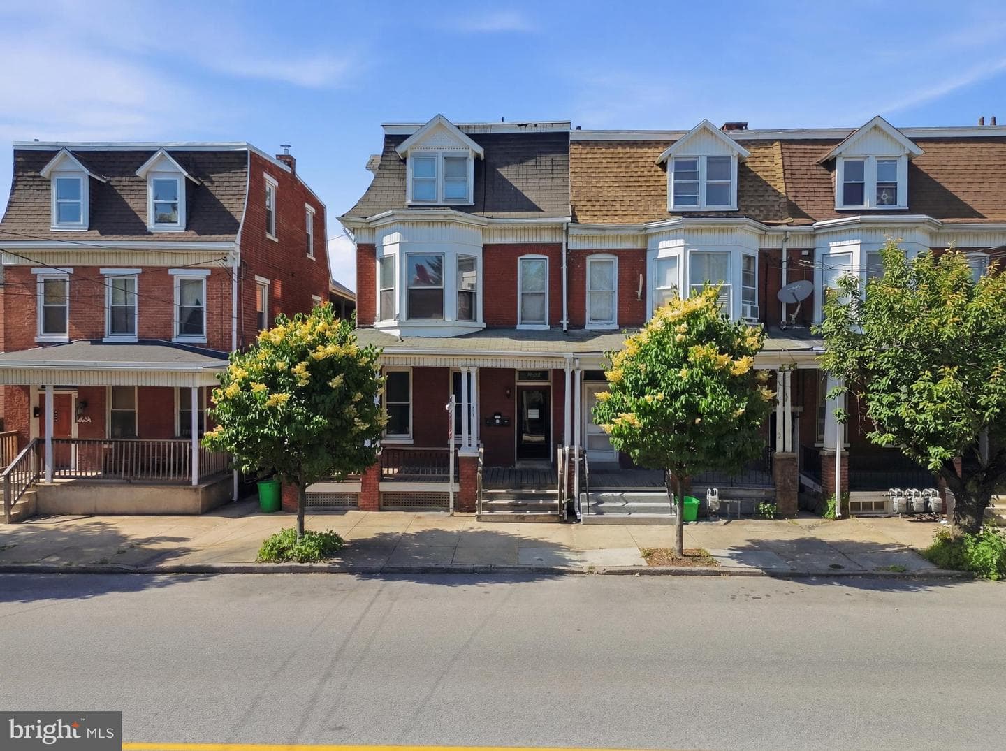 827 E Prospect Street photo 2