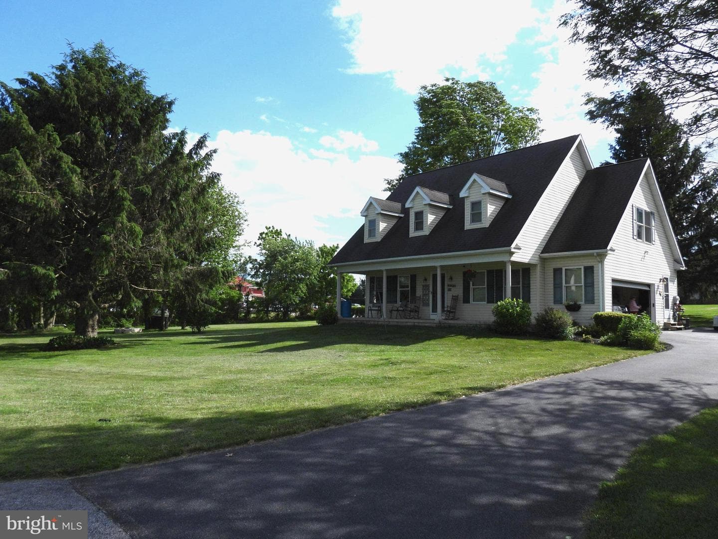 744 Wise Avenue, Red Lion