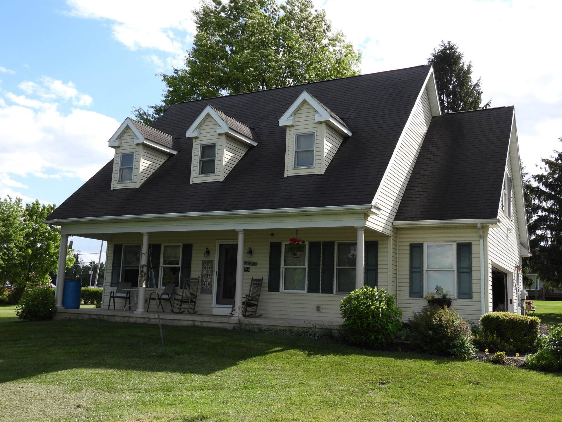 744 Wise Avenue photo 25