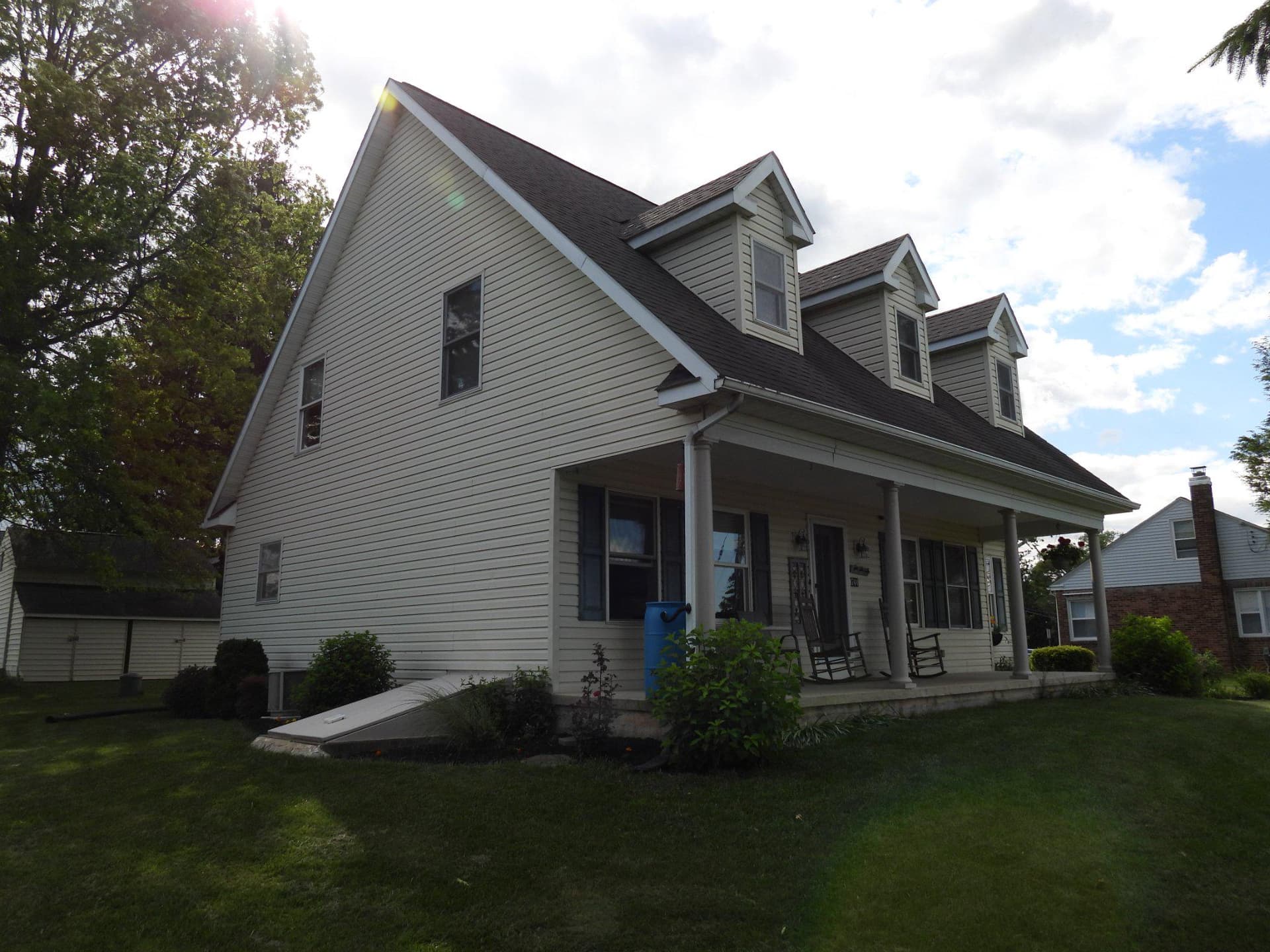 744 Wise Avenue photo 26
