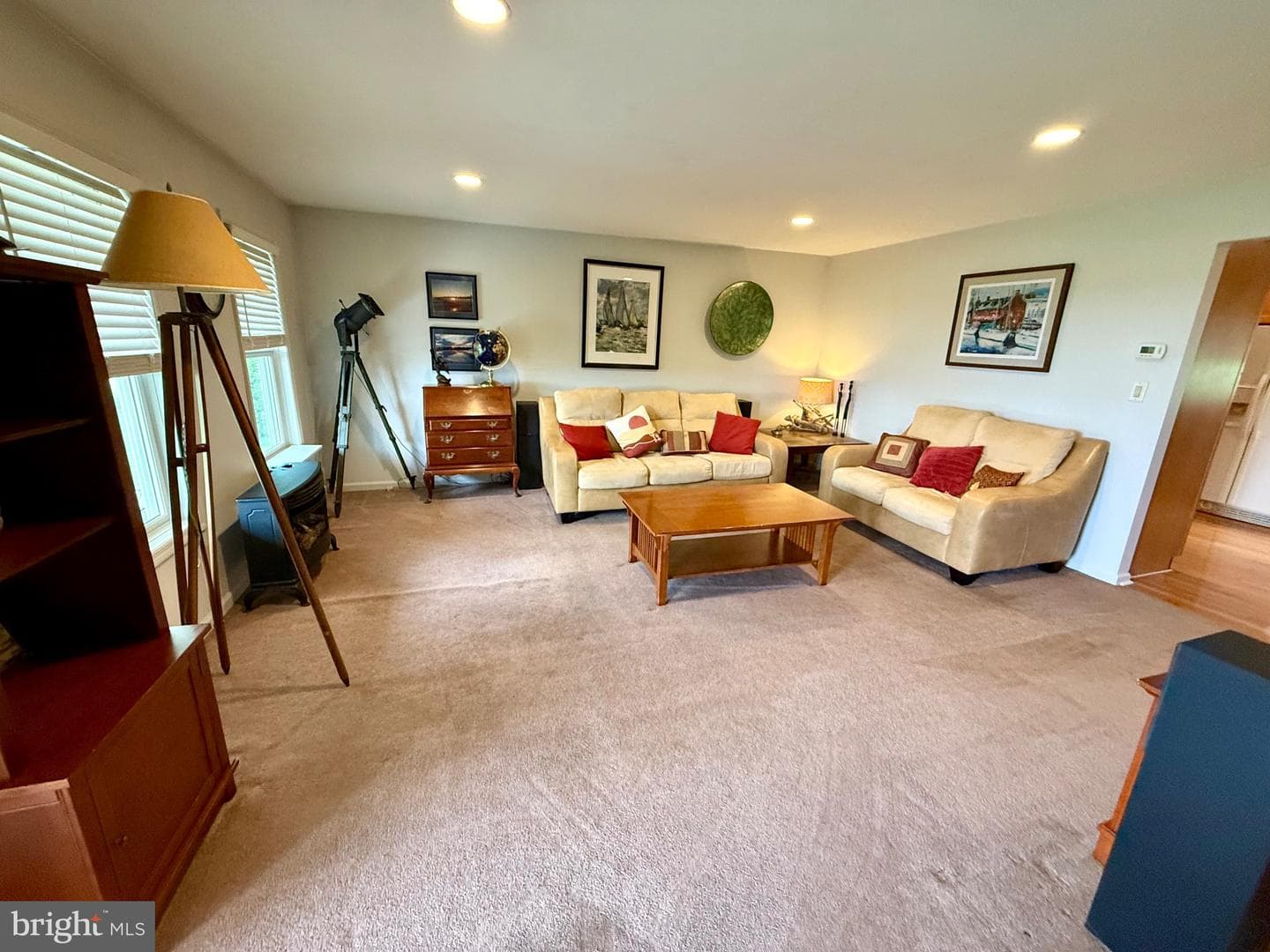744 Wise Avenue photo 3