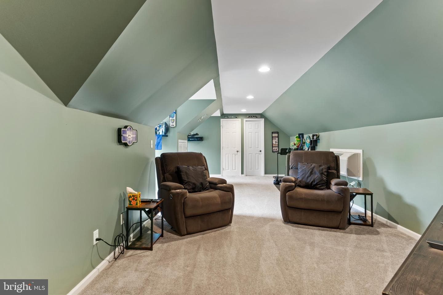 125 Foxfire photo 32