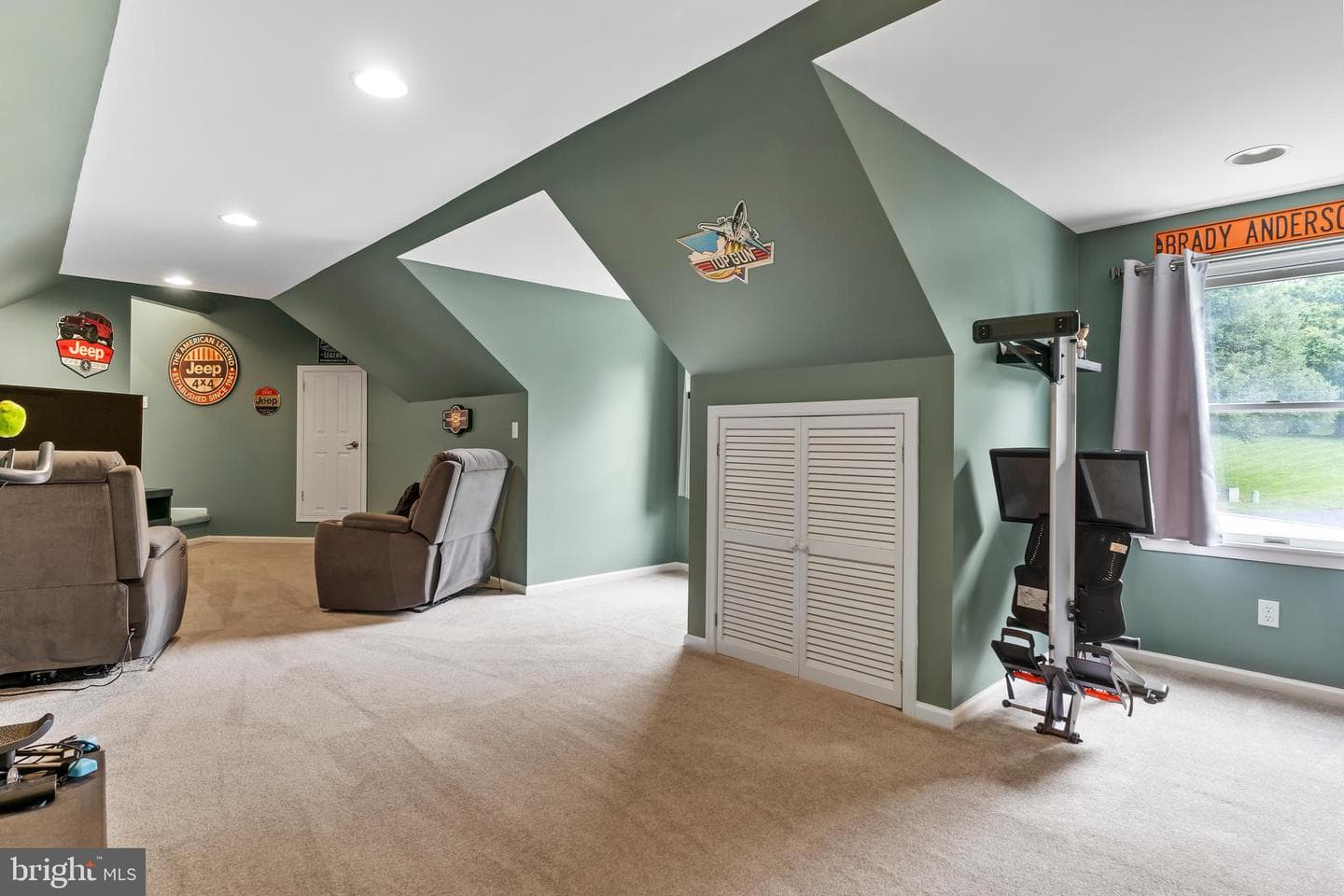 125 Foxfire photo 34