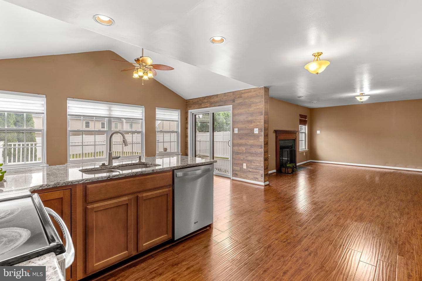 155 Hunter Creek Drive photo 15