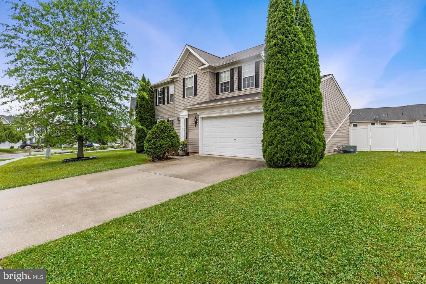 155 Hunter Creek Drive photo 2