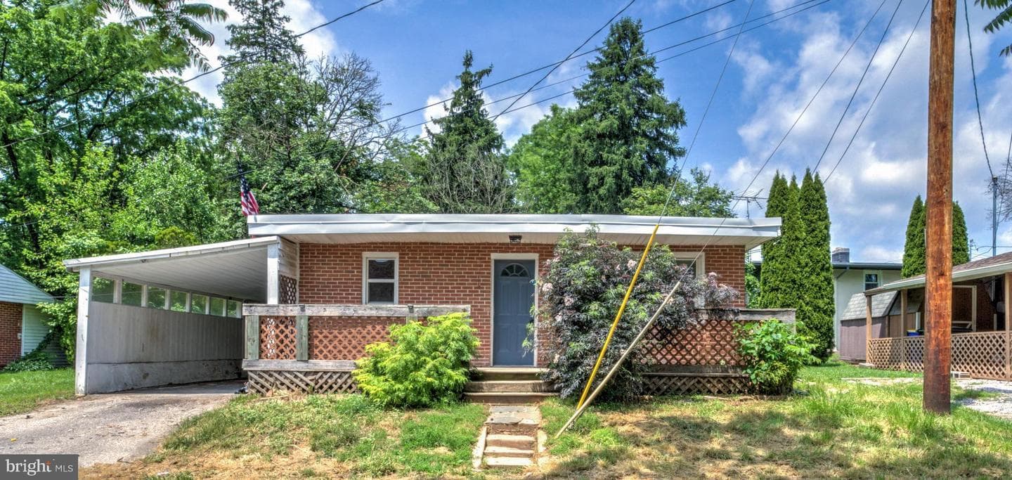 2218 Harlacker Lane, Dover