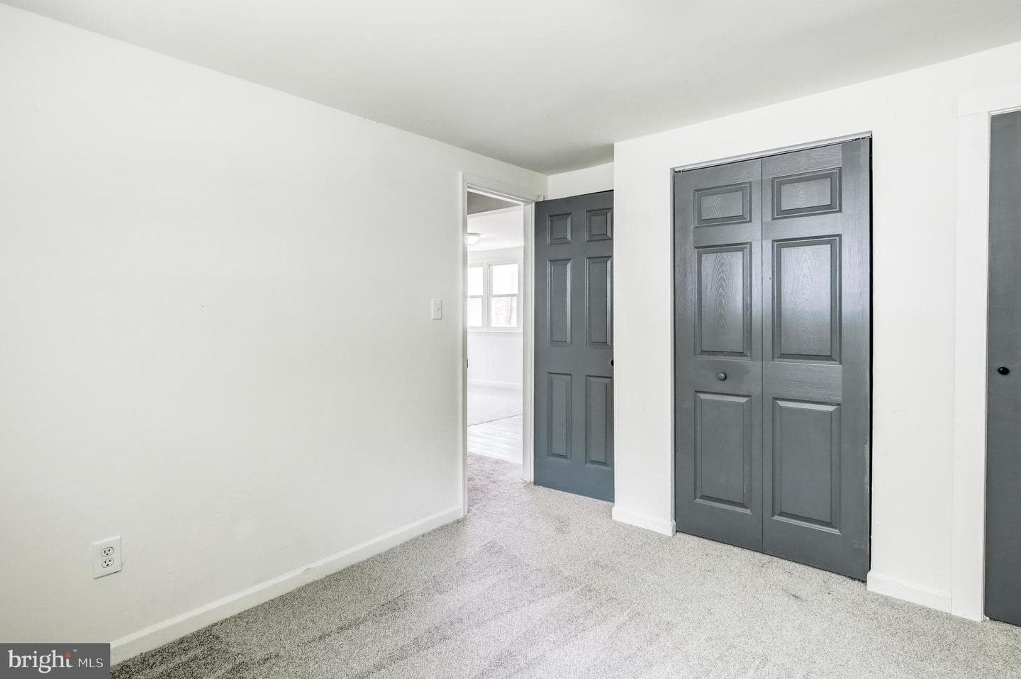 2218 Harlacker Lane photo 10