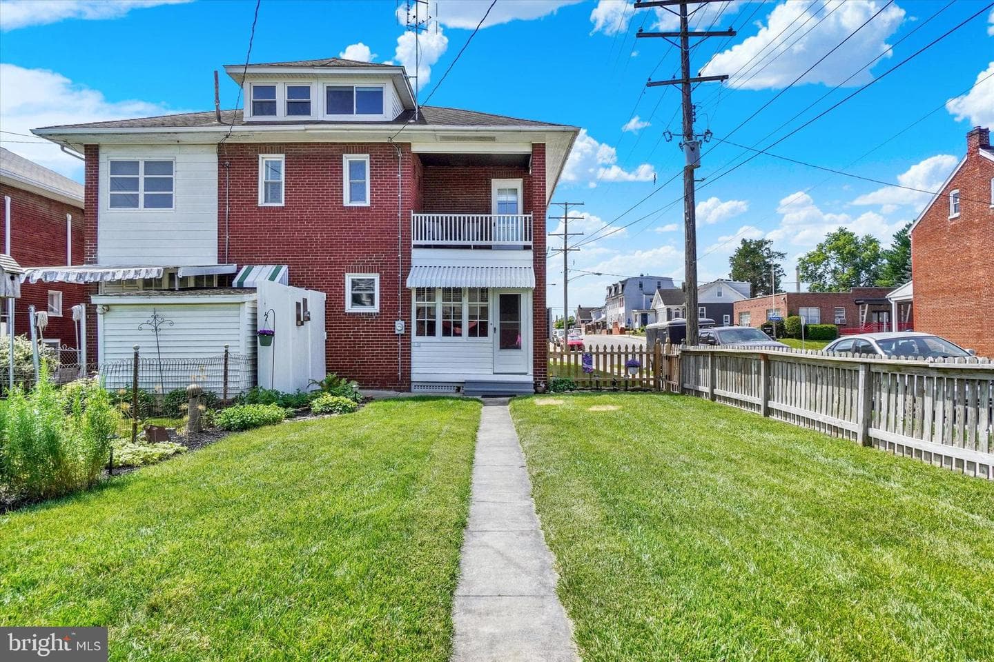 1651 W Philadelphia Street photo 30