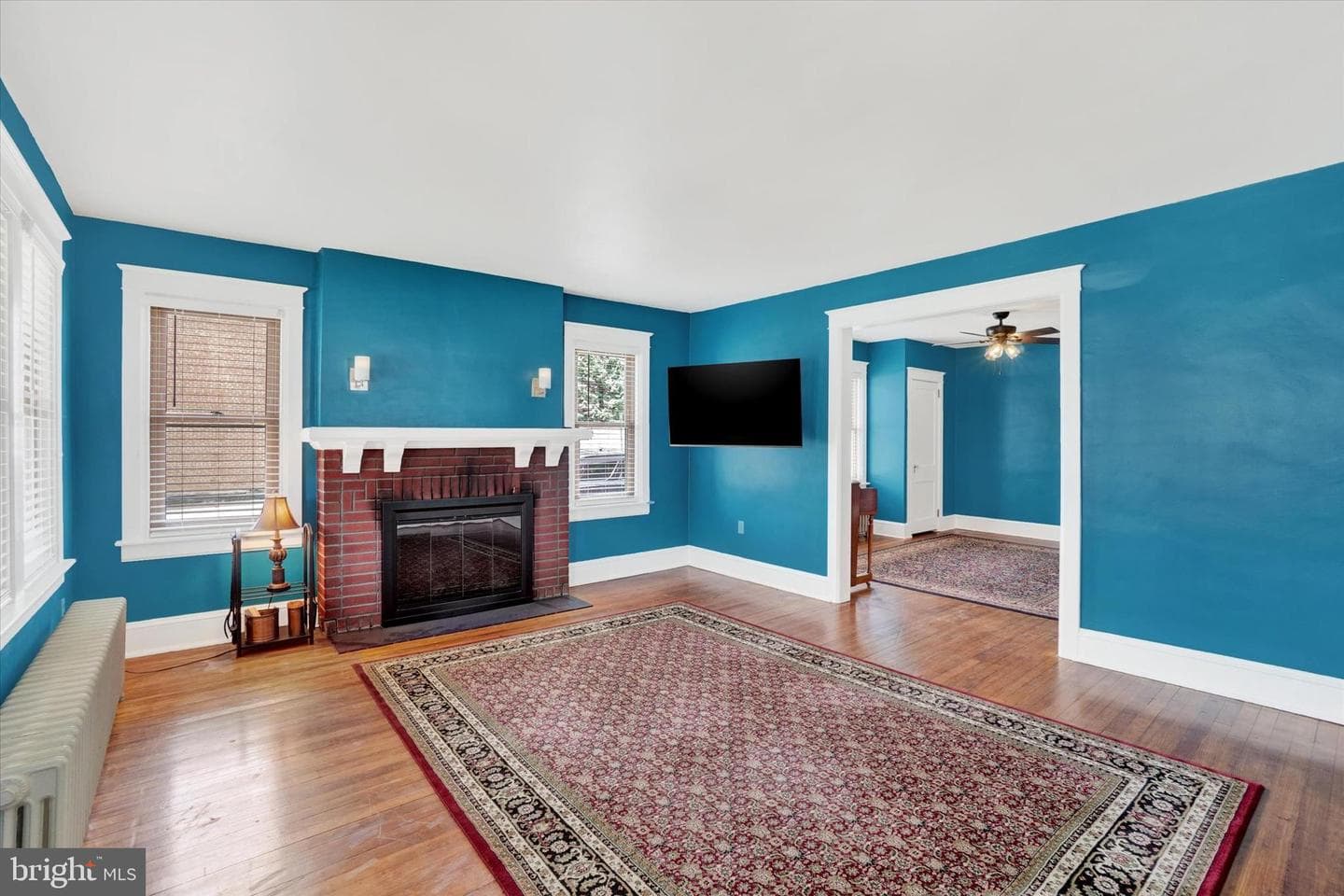 1651 W Philadelphia Street photo 4
