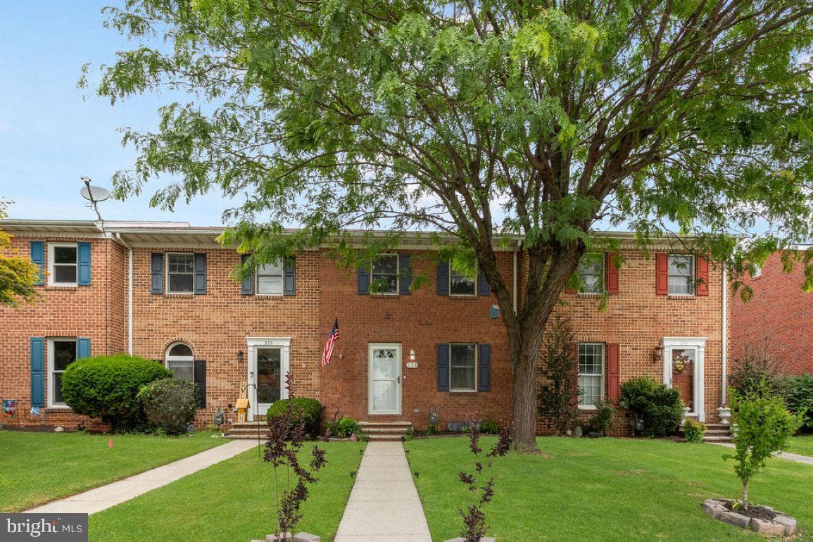 228 Georgetown Cir, Hanover