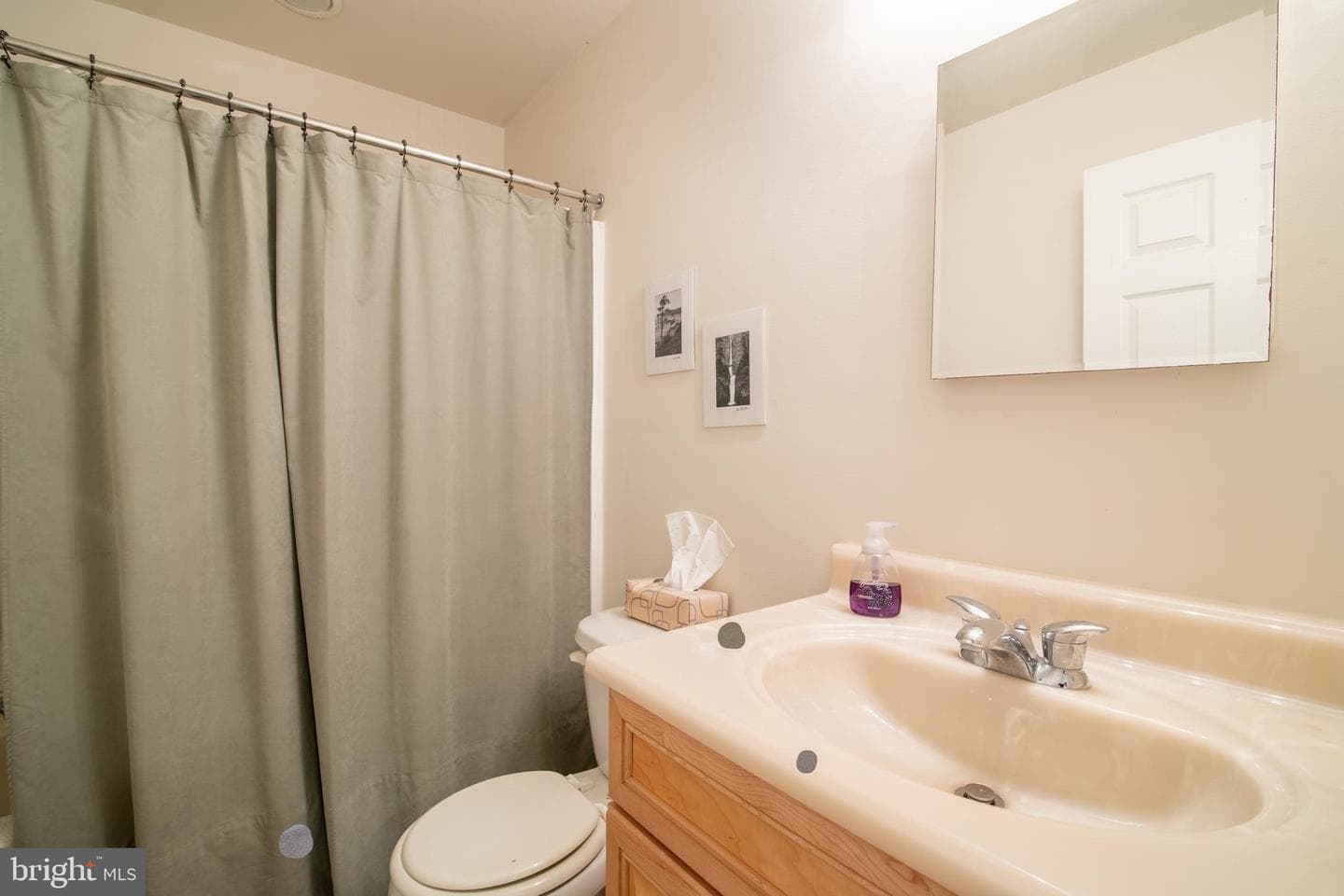 250 Robin Trail photo 18
