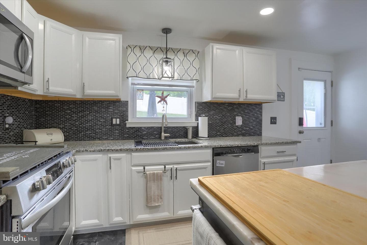2508 Eastwood Drive photo 16