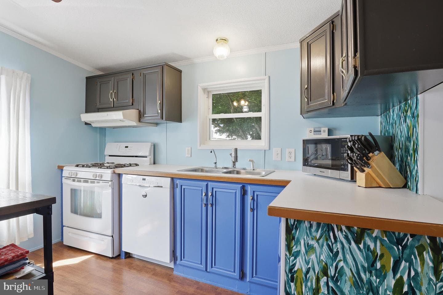 487 Capital Drive photo 8
