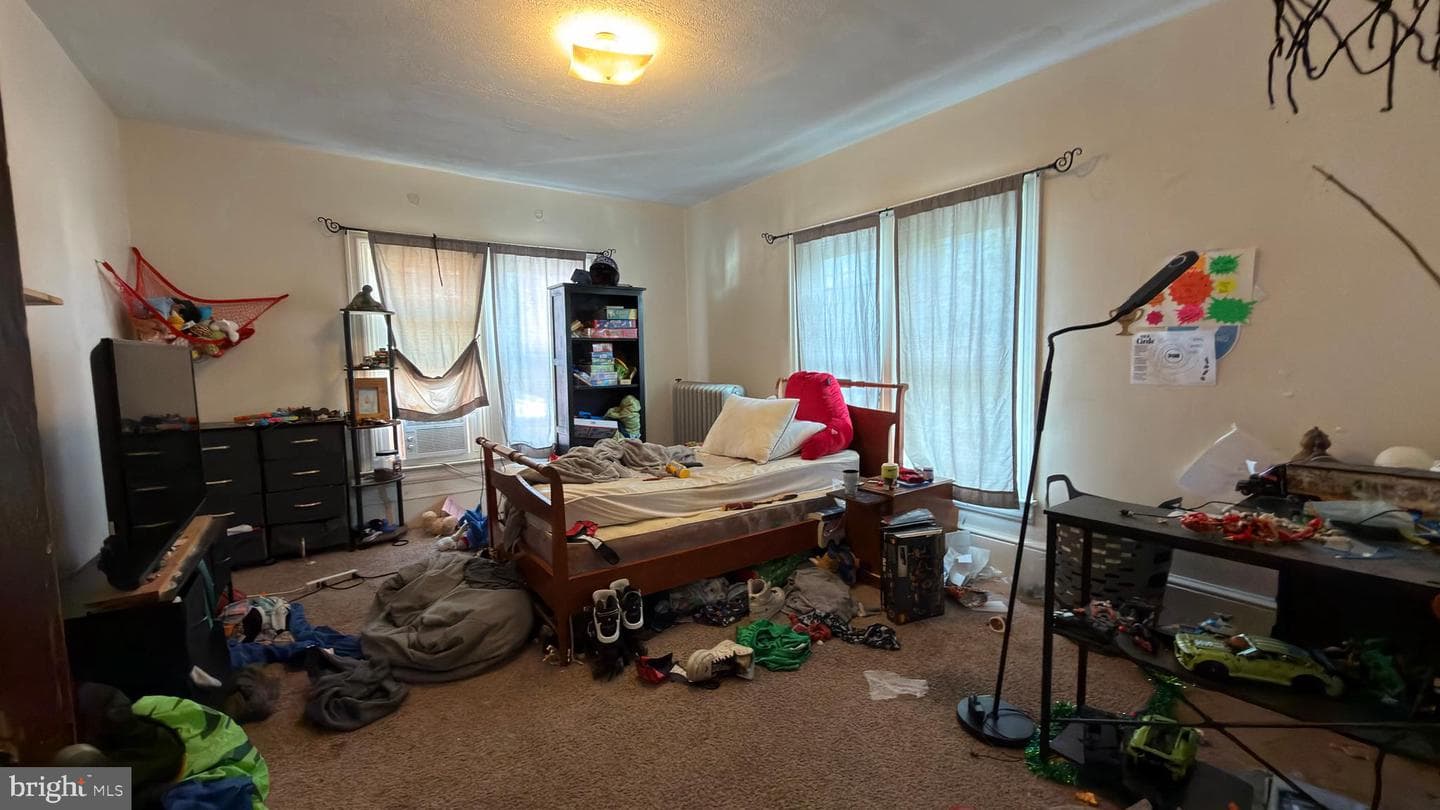 515 W Broadway photo 14