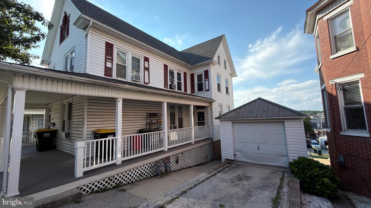 515 W Broadway photo 18