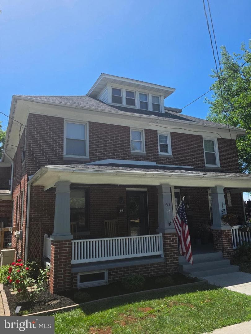 60 E York Avenue photo 3