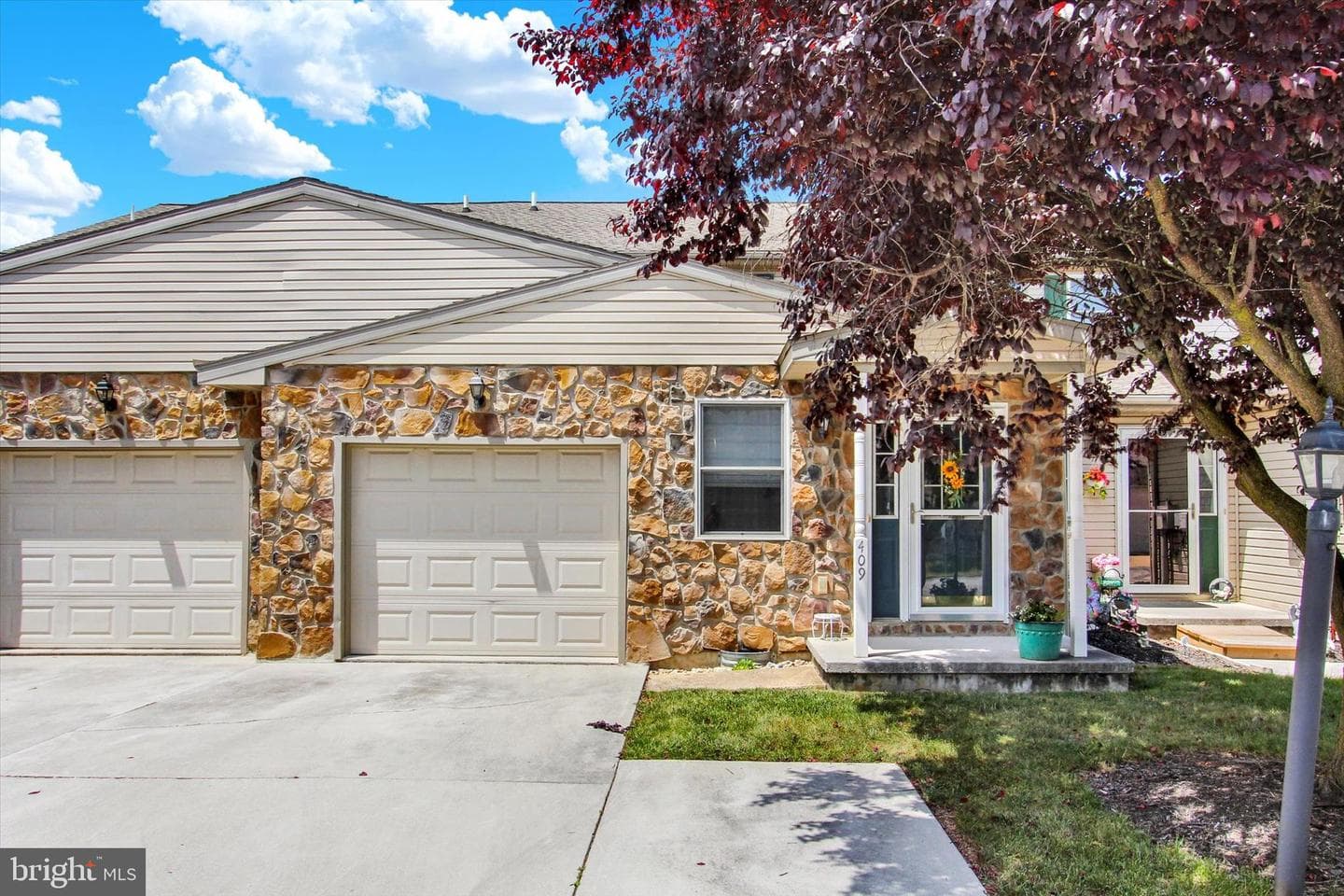 409 Springbrook Court, Hanover