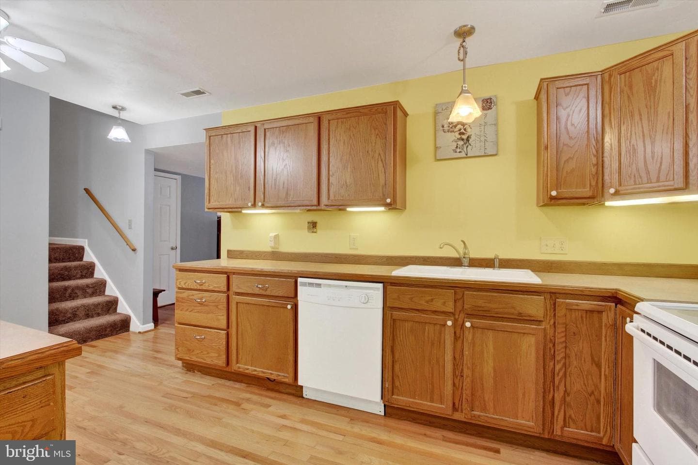 409 Springbrook Court photo 11