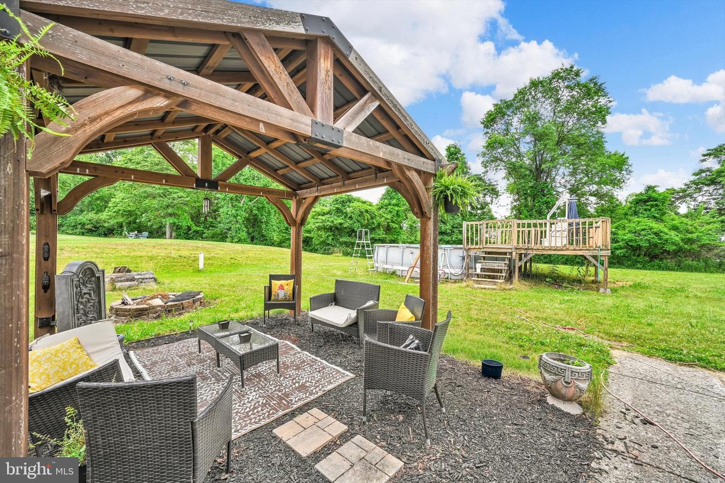 820 Heck Hill Road photo 37