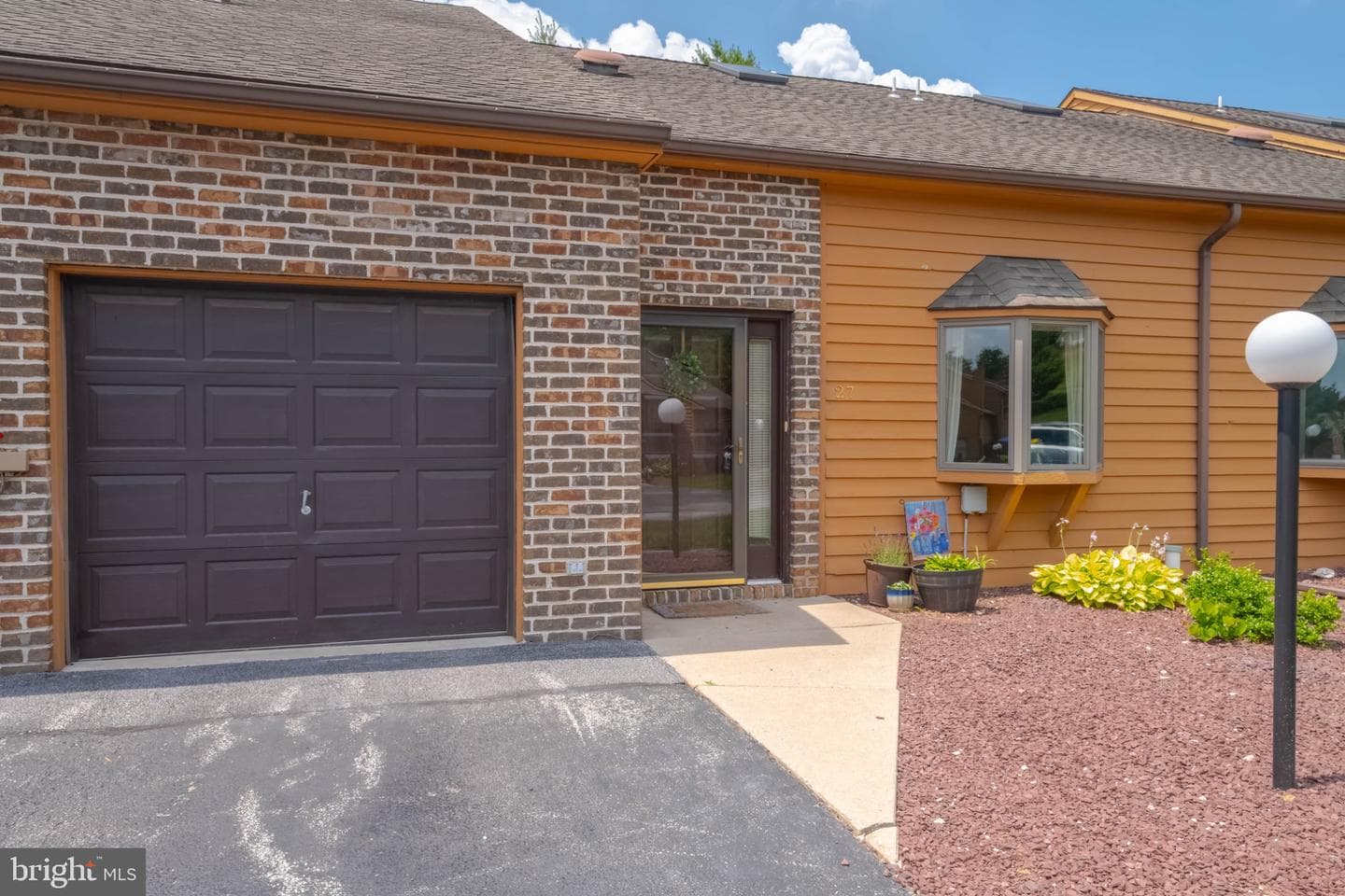27 Westview Mnr # 27, York