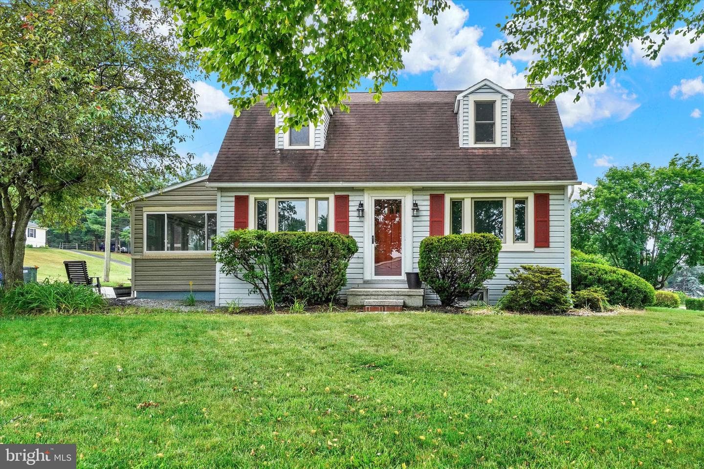 200 Evergreen Lane photo 1