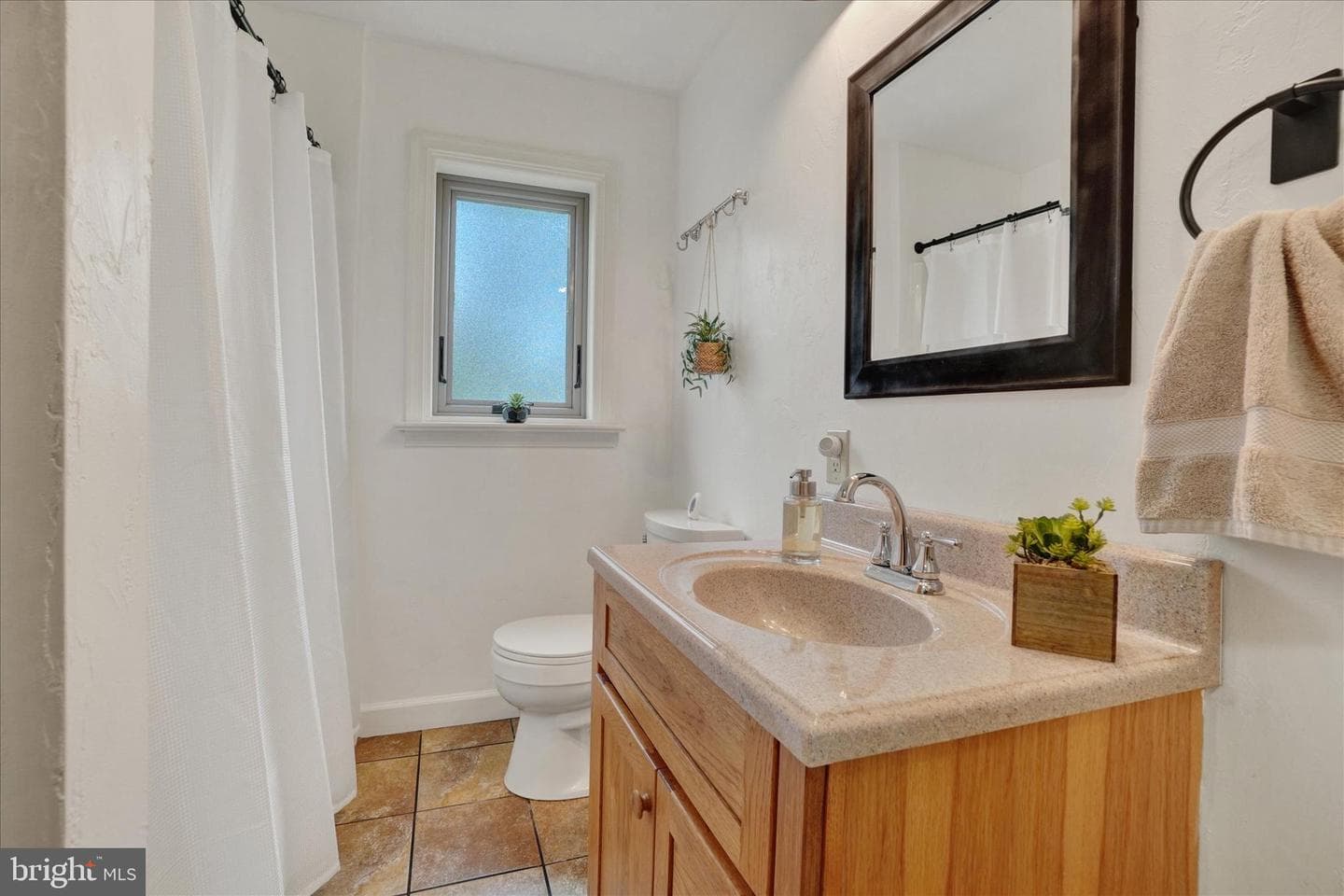 200 Evergreen Lane photo 12