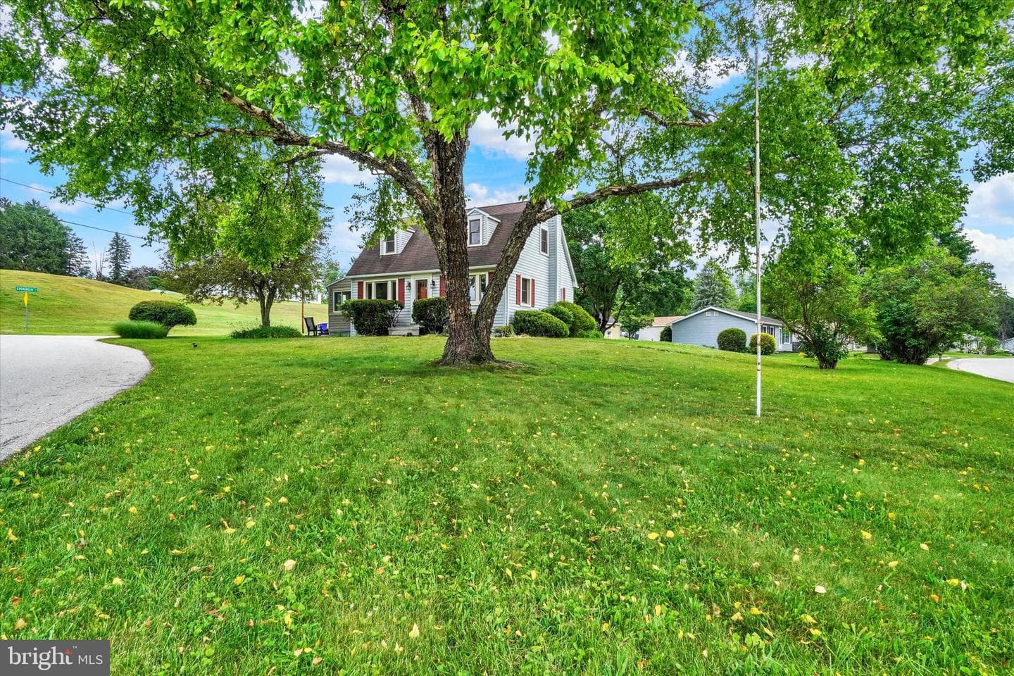 200 Evergreen Lane photo 28