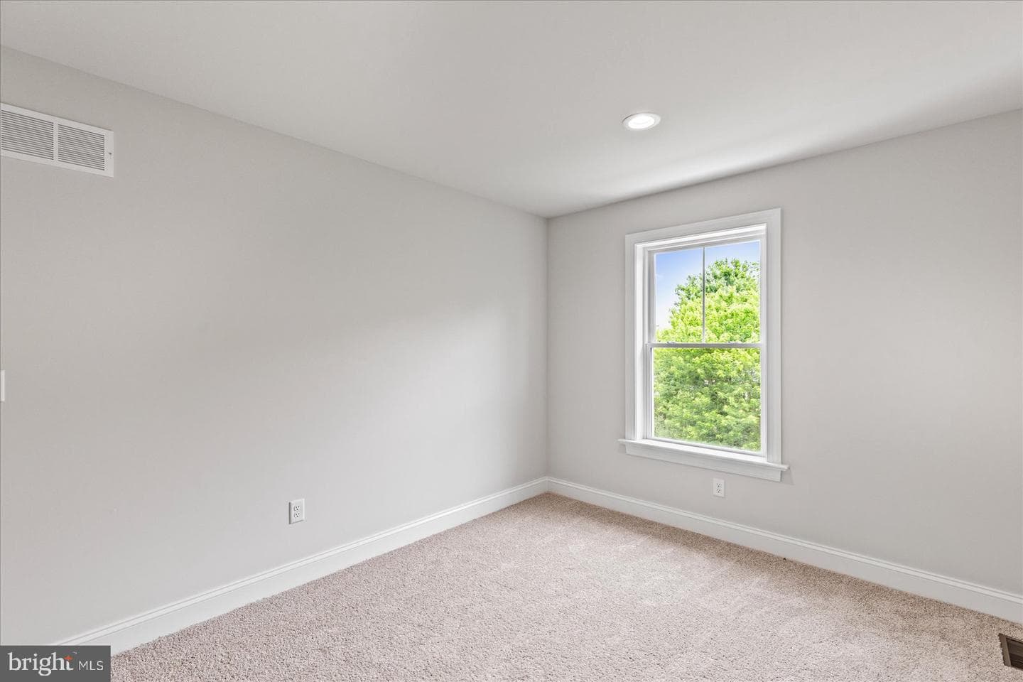 140 Eli Drive photo 26