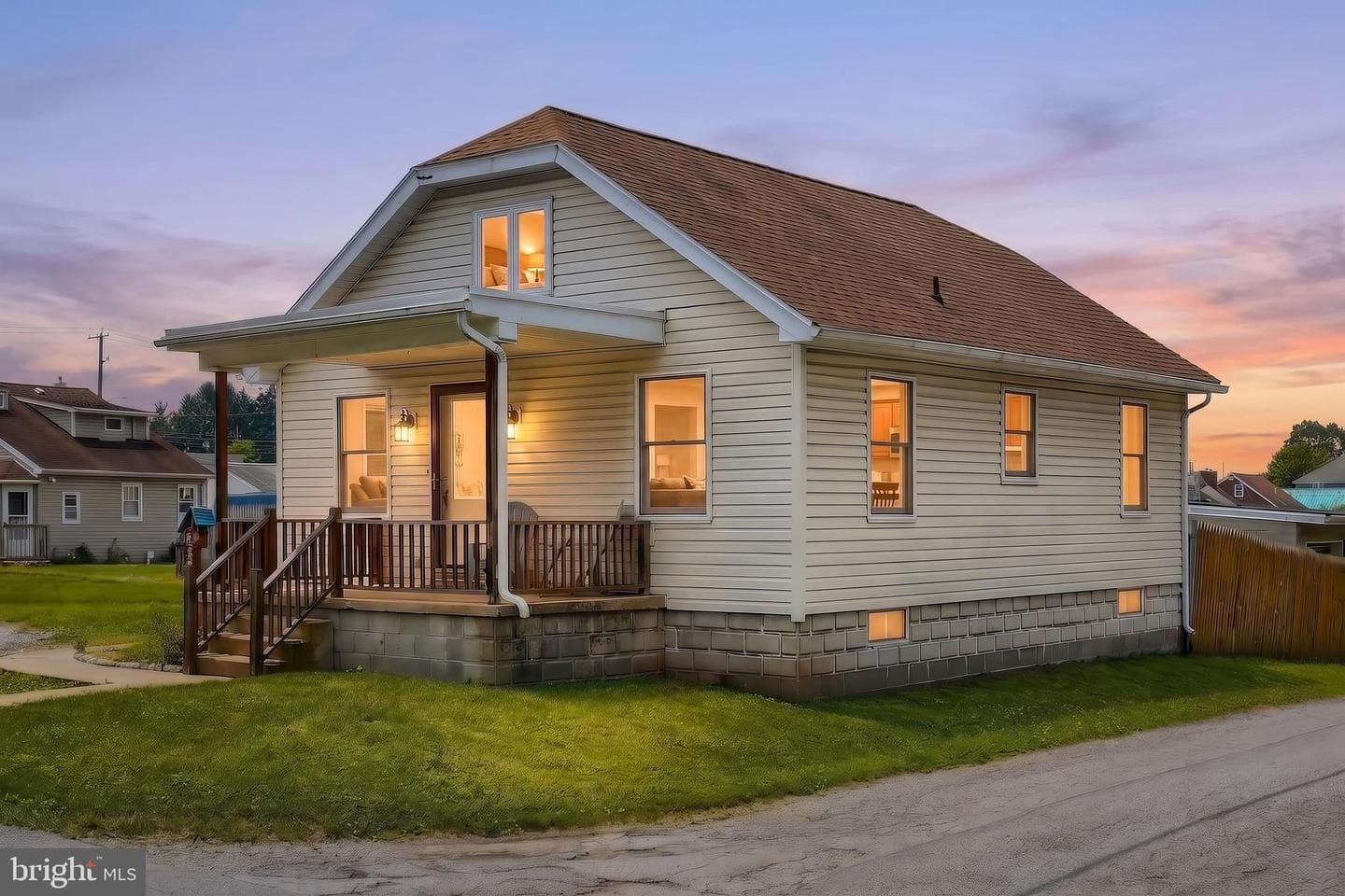 2151 Maple Road, York