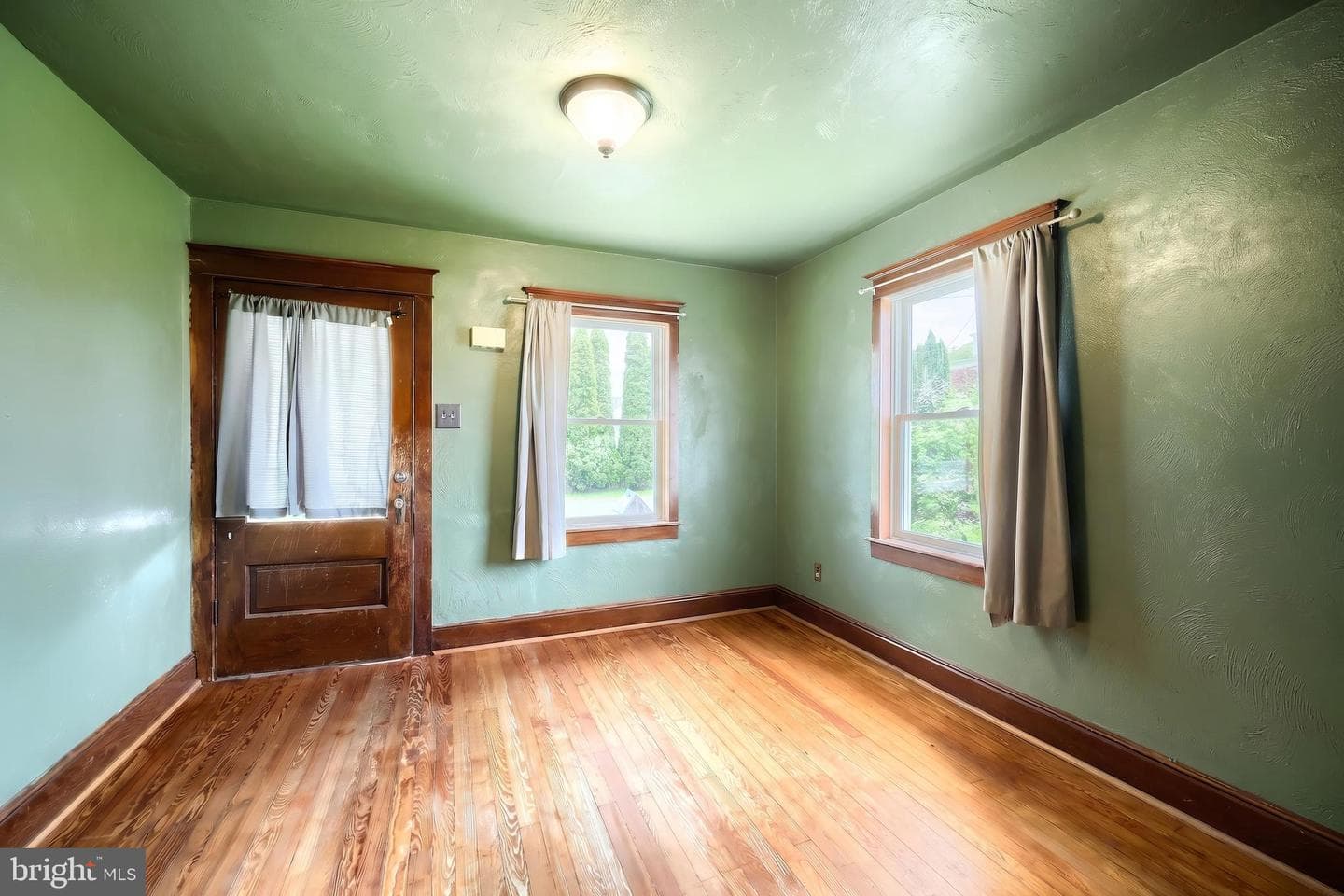 2151 Maple Road photo 14