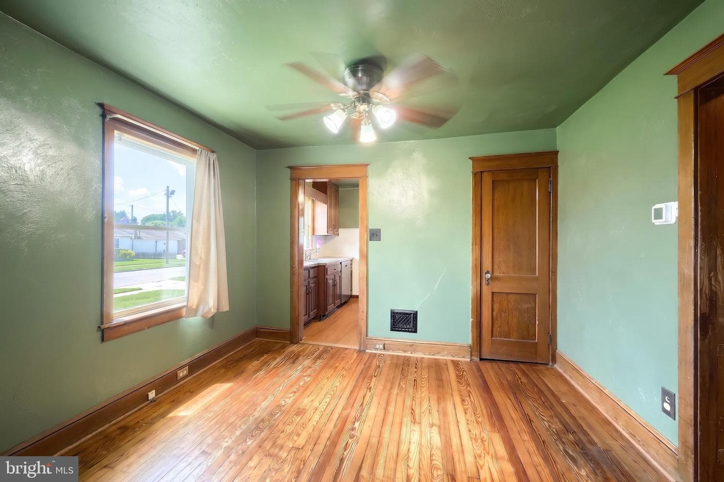 2151 Maple Road photo 16
