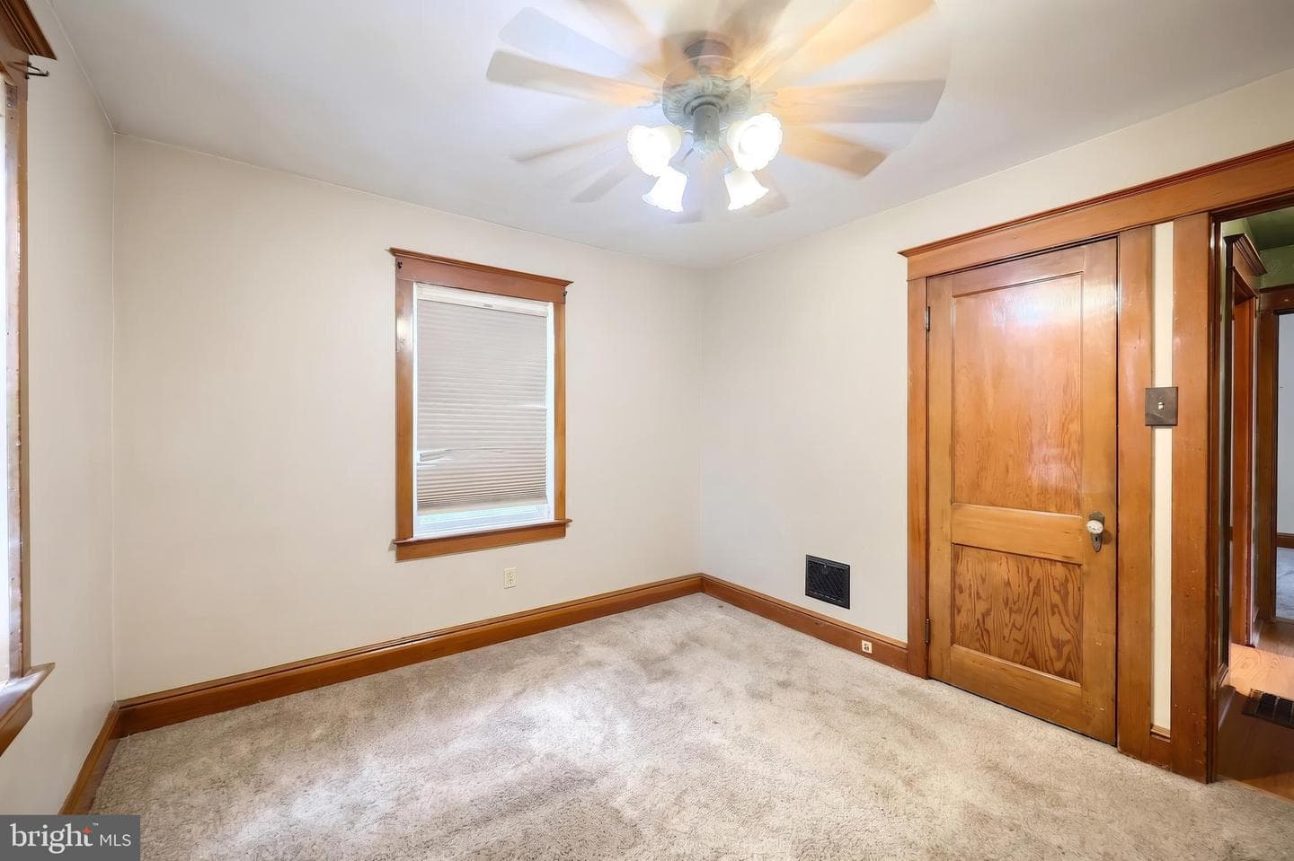2151 Maple Road photo 25