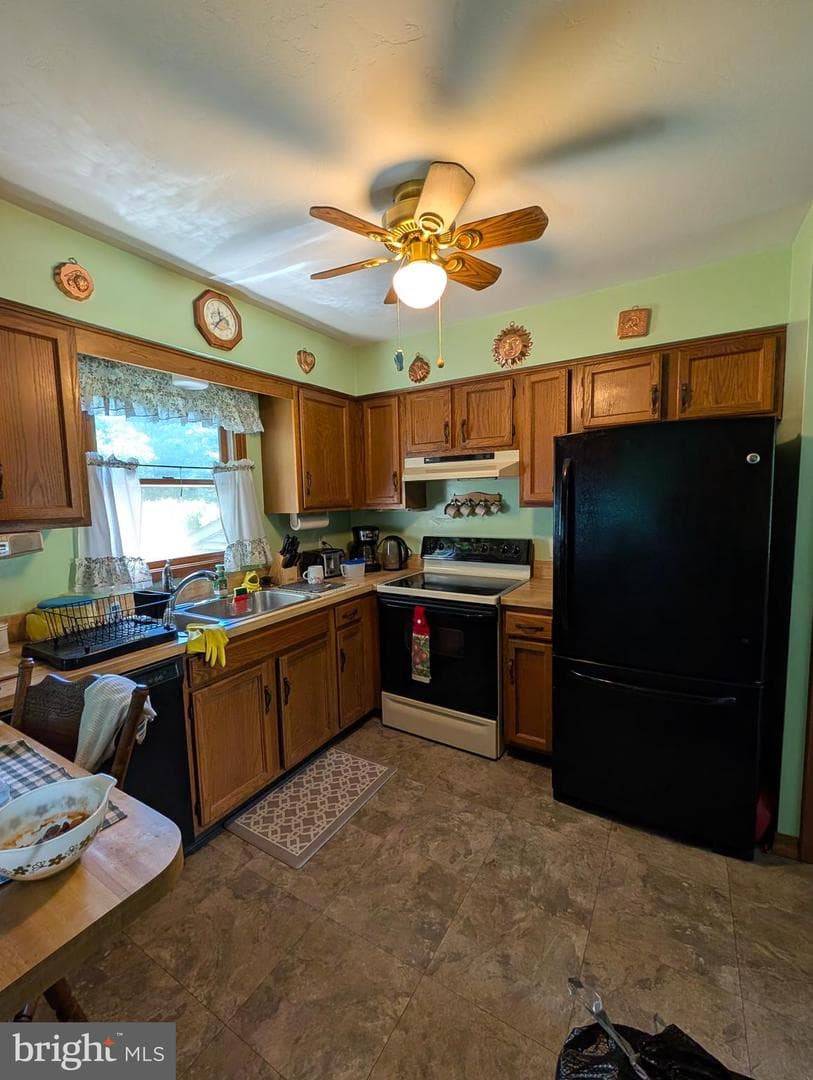 389 Oakwood Drive photo 15