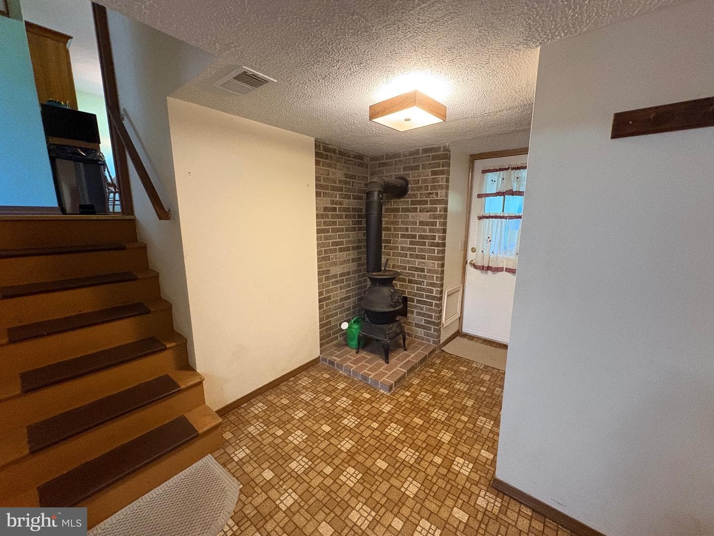 389 Oakwood Drive photo 25
