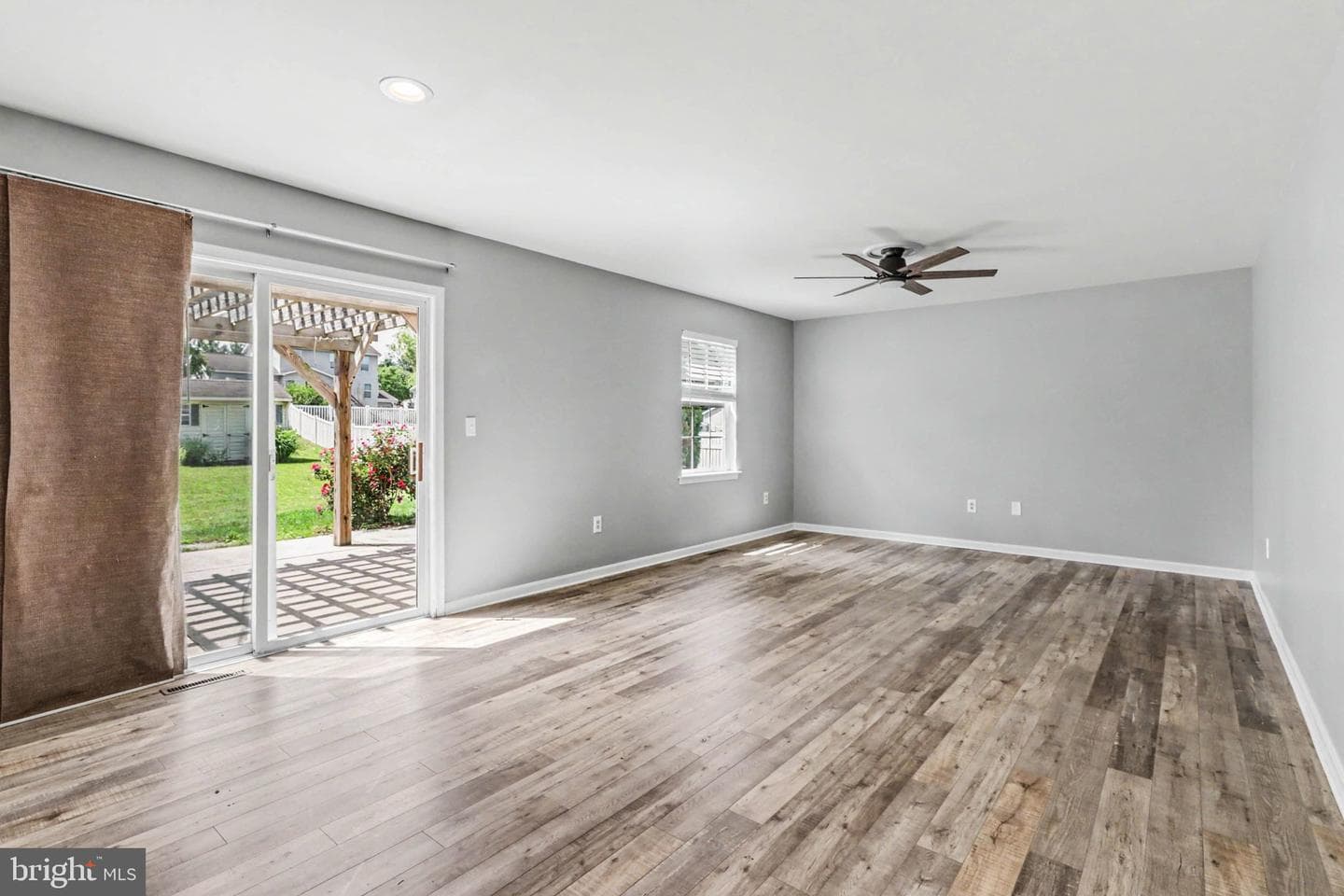 195 Martel Circle photo 15