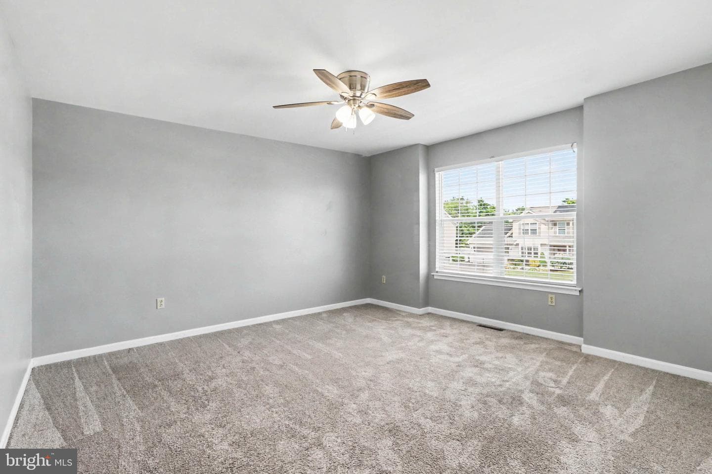 195 Martel Circle photo 26