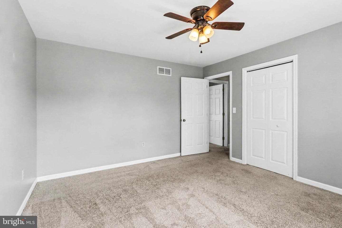195 Martel Circle photo 28