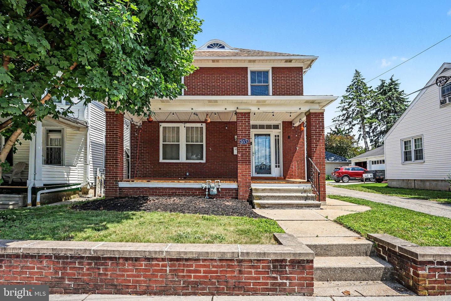 317 E Hanover Street photo 2