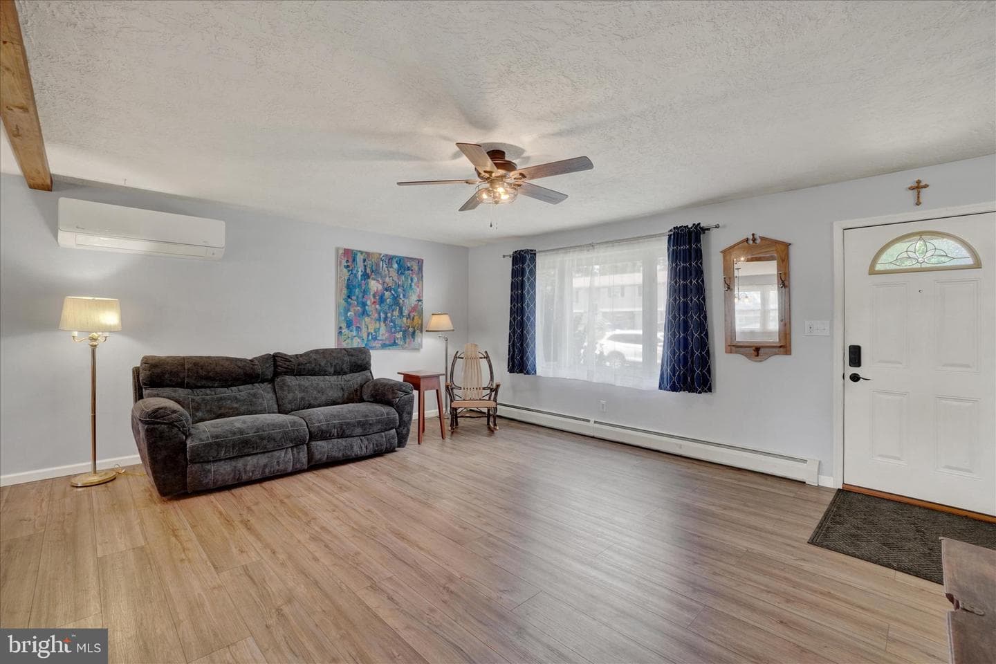 2512 Danielle Drive photo 3