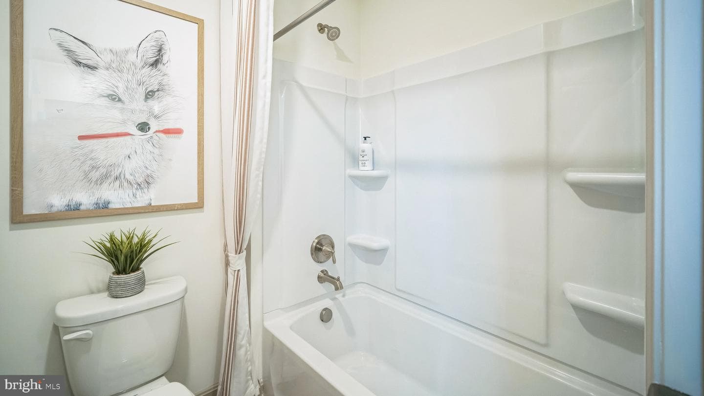 100 Christina Drive photo 26