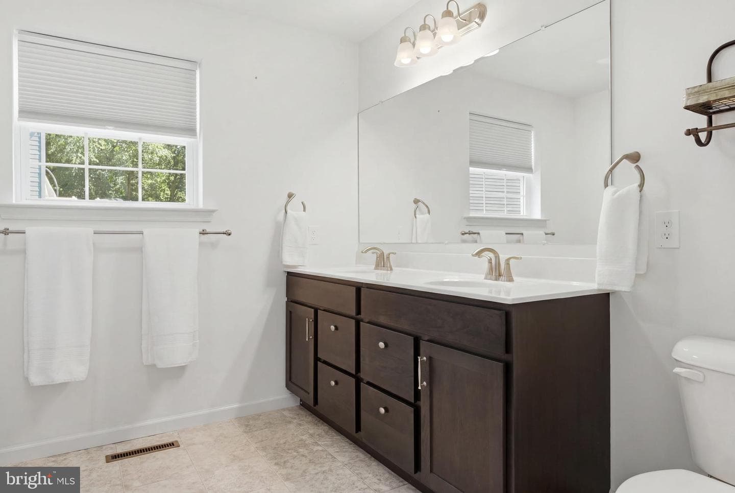 43 Huntmaster Drive photo 14