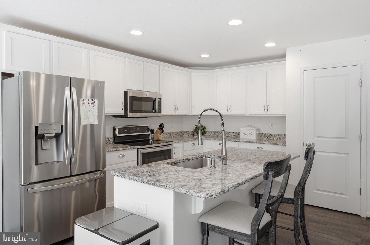 43 Huntmaster Drive photo 4
