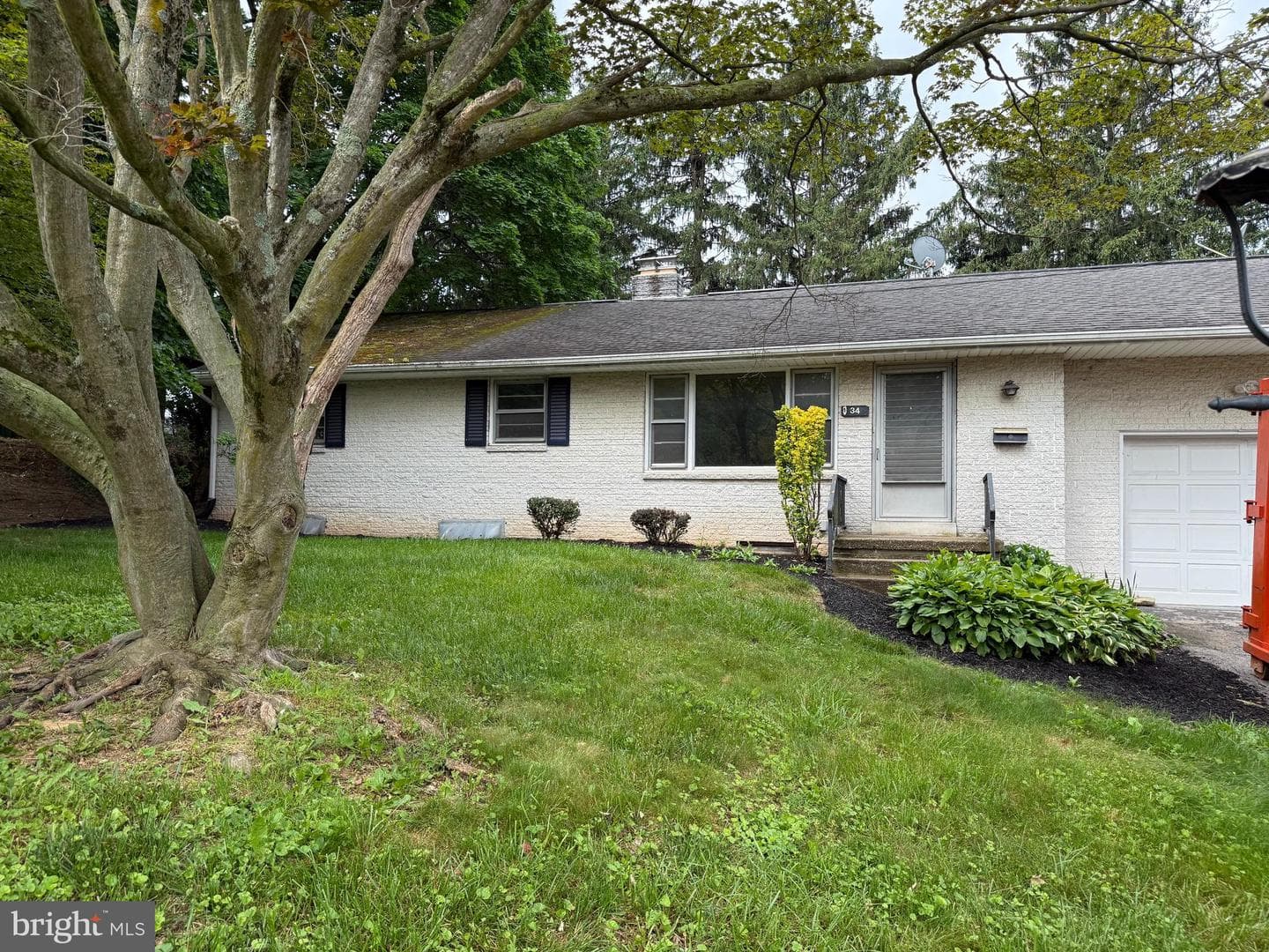 34 Woodland Drive, York