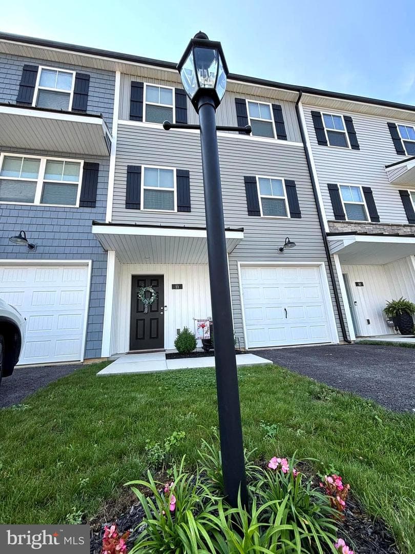 11 Landing Place, York