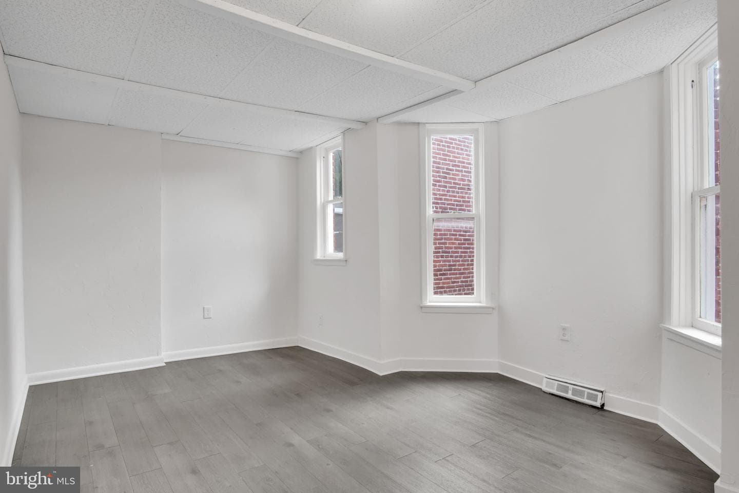 125 S Pershing Avenue photo 22