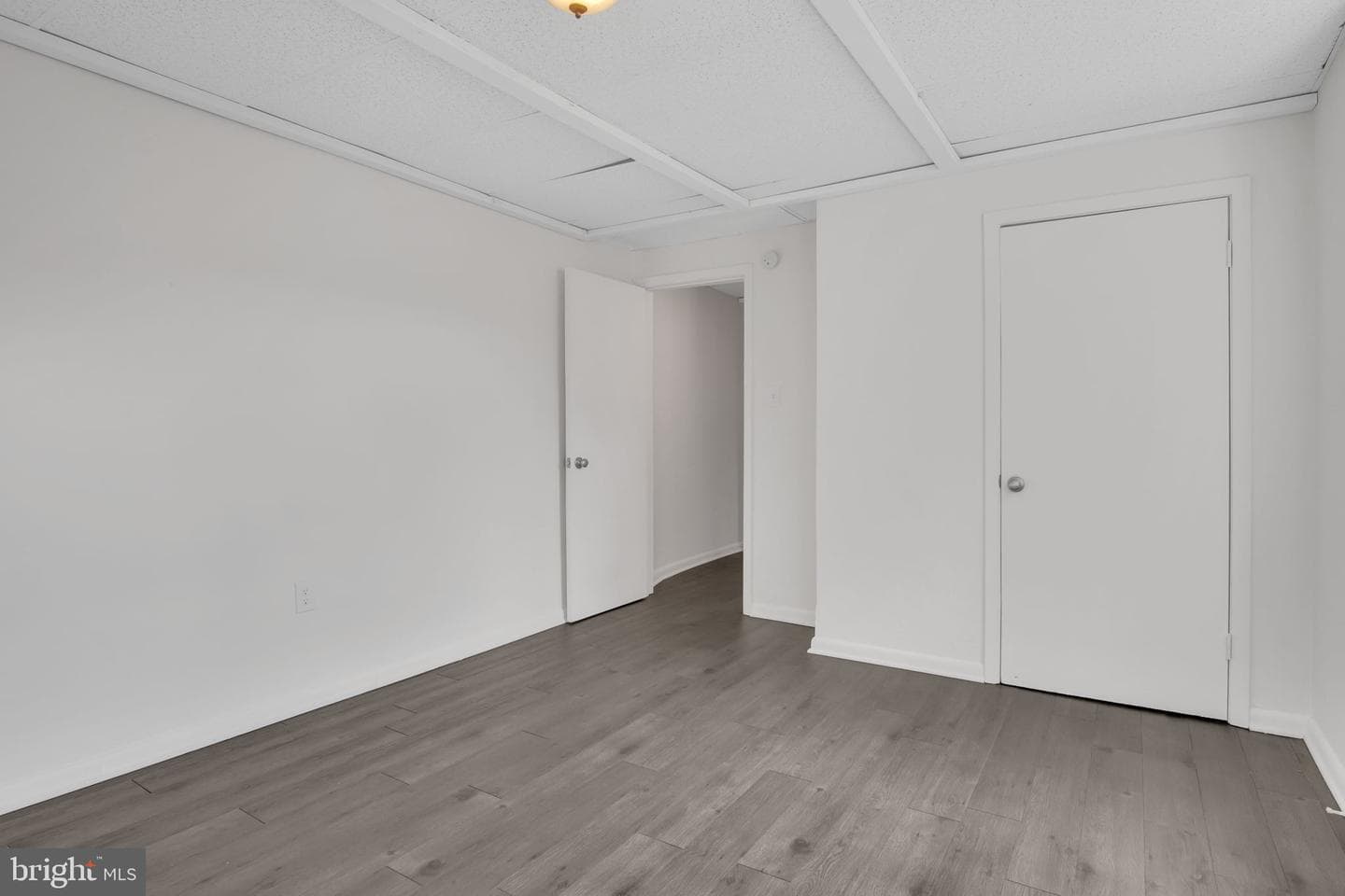 125 S Pershing Avenue photo 25